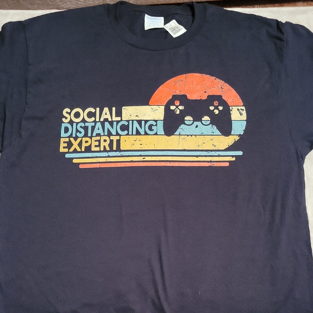 Social Distancing Expert T-Shirt - Black
